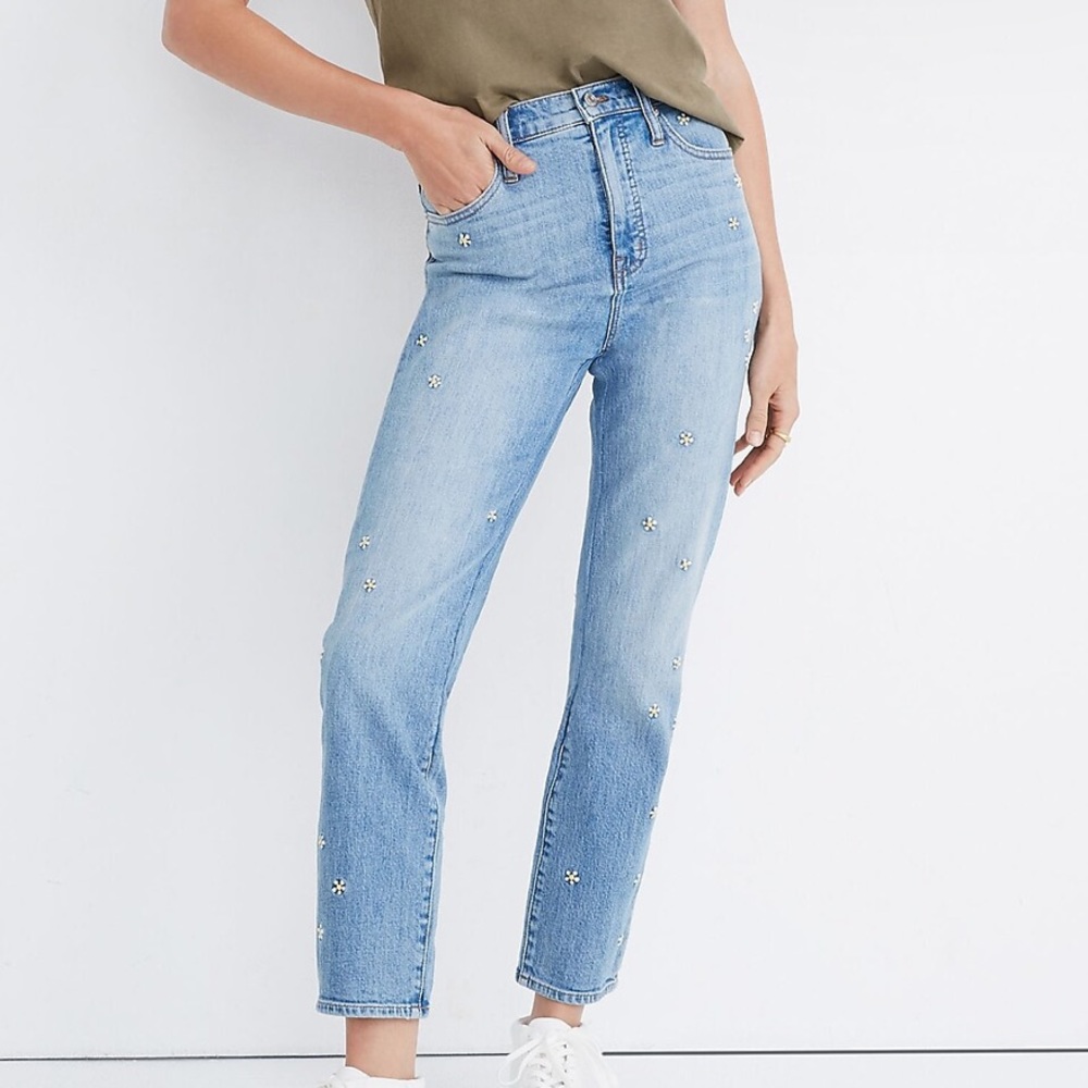 NEW RARE Madewell Classic Straight Jeans: Daisy Embroidered Edition
